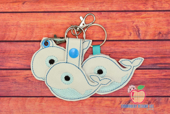 Review: Swimming Blue Whale in the Hoop Keyfob Design